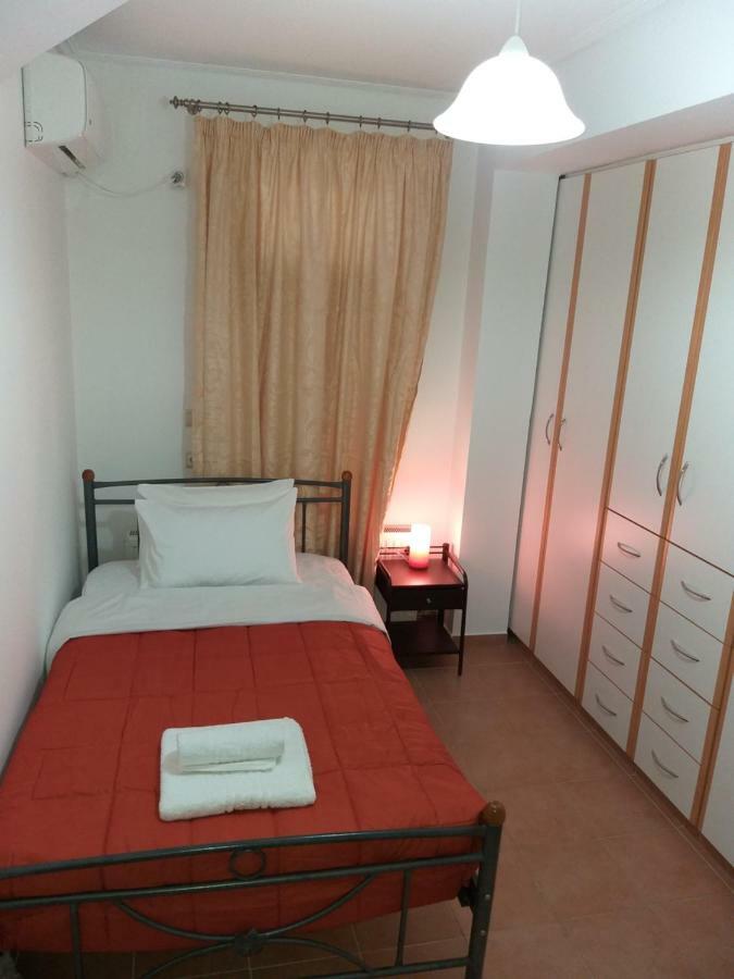Apartamento Helen Artemida  Exterior foto